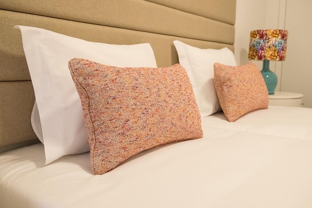 Large Double or Twin Room