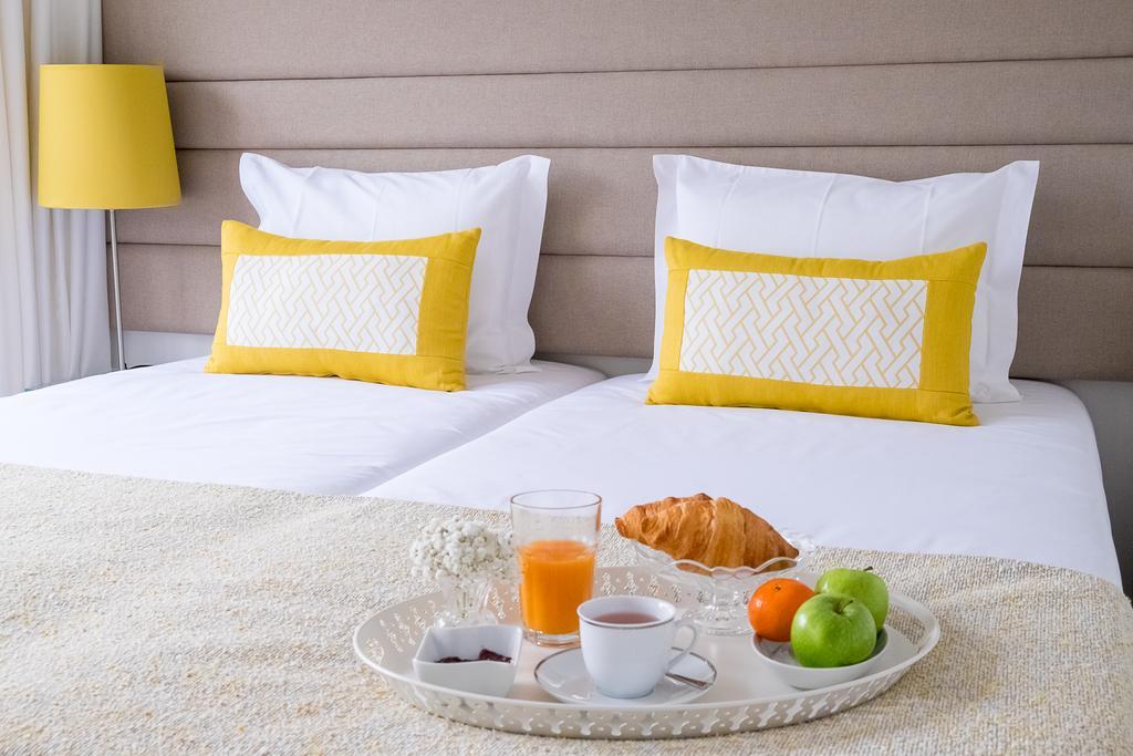 Large Double or Twin Room