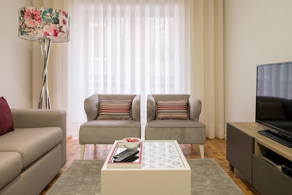 Large Double or Twin Room