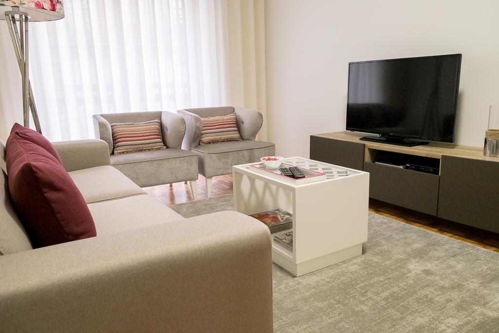 Large Double or Twin Room